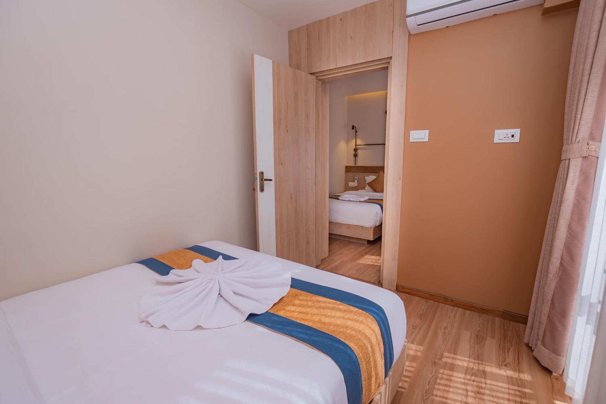 Hotel Vistara Катманду Экстерьер фото